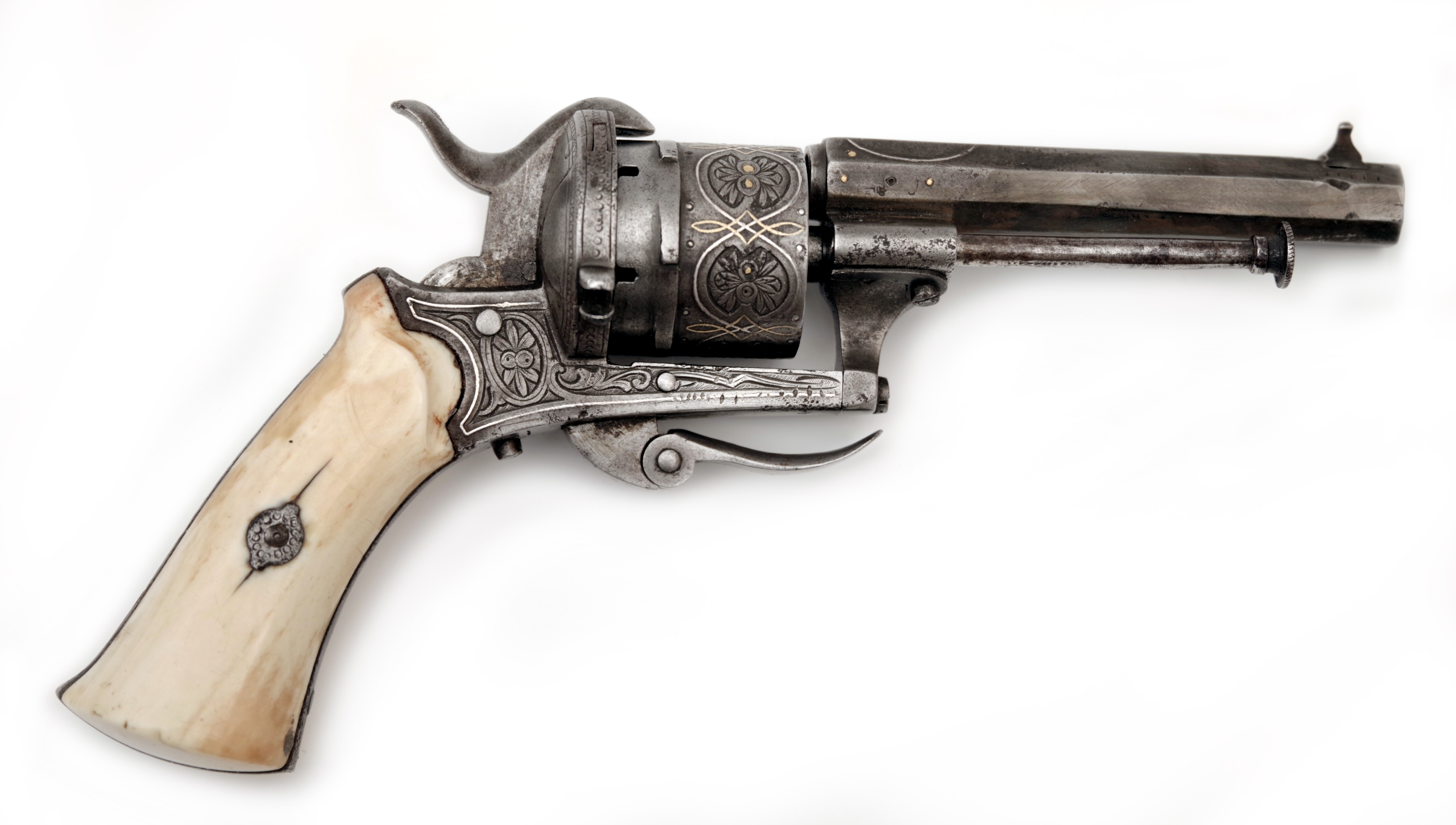 Revolver systému Lefaucheux