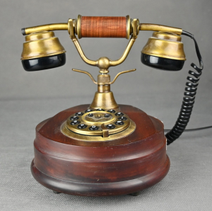Replika starého telefonu