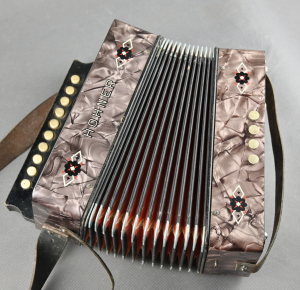 Tahací harmonika Hohner