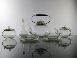 Čajový servis z laboratorního skla - Ladislav Sutnar