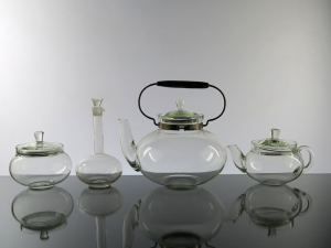 Čajový servis z laboratorního skla - Ladislav Sutnar