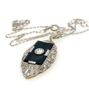 Přívěs s diamanty a onyxem | Art deco | Československo 1920 | platina | zlato