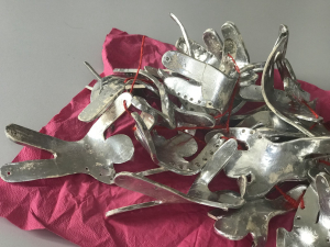 ZLATA ULITINA – Spoutaní jedním řetězem / Chained by one chain